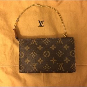 Louis Vuitton Clutch